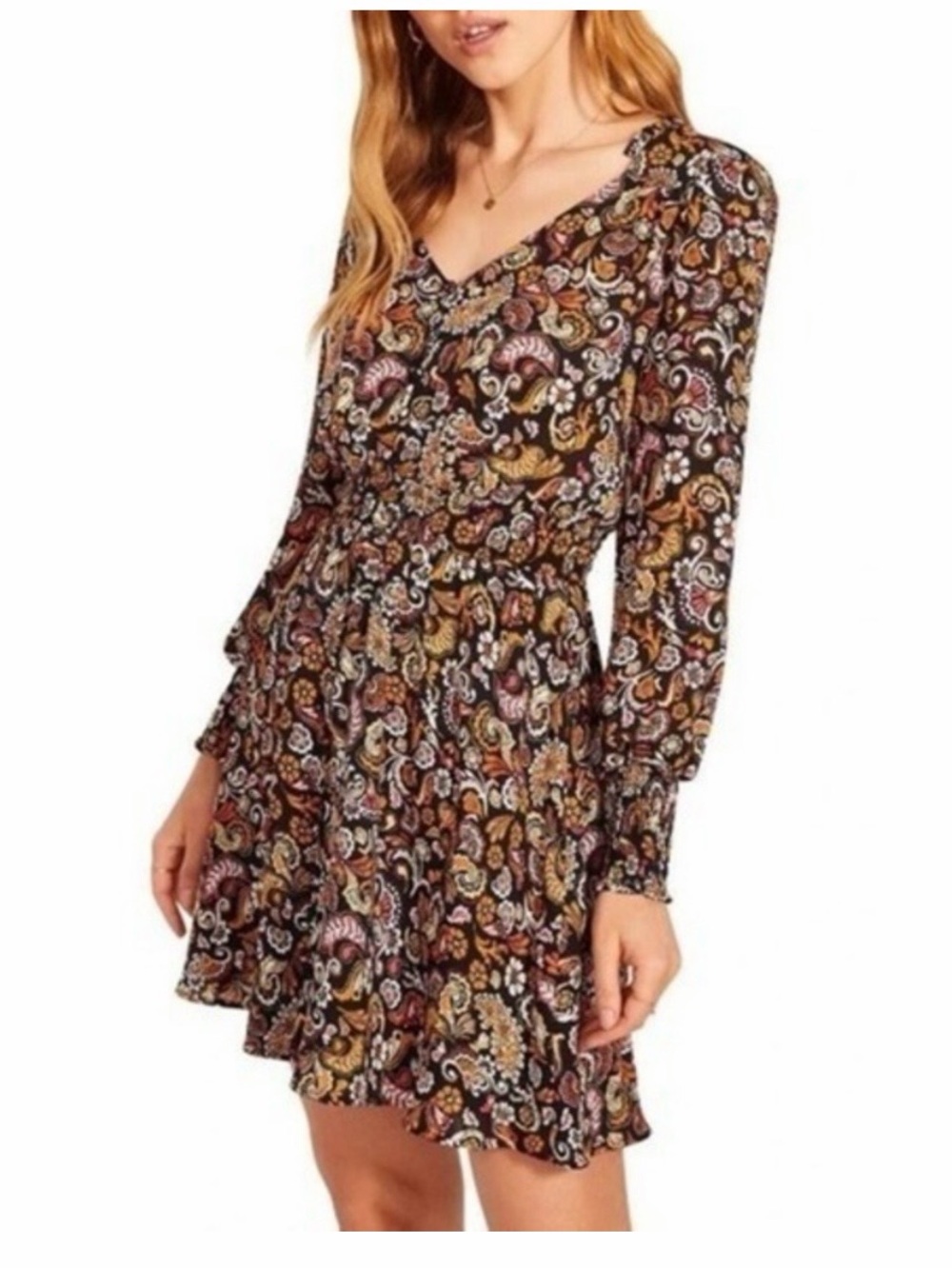 BB Dakota Black Paisley Floral V-Neck Long Sleeve Fit and Flare Dress. Medium